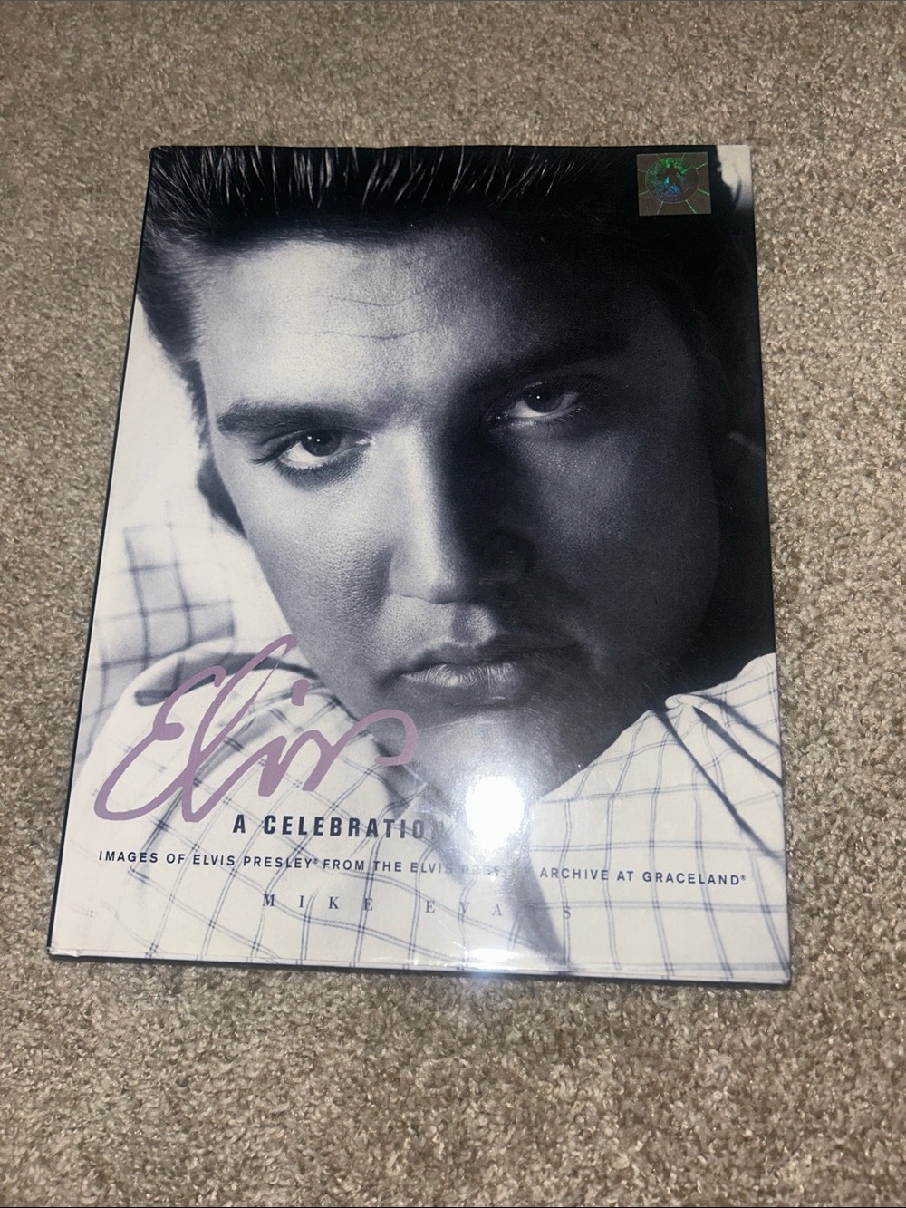 Elvis Presley Photo Book – Black & White Cover